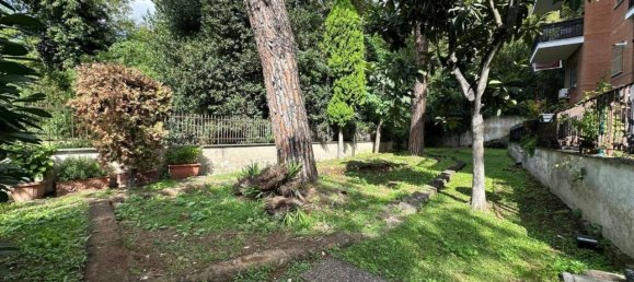 3 rooms Apartment in Rome, Italy No. 65202 4