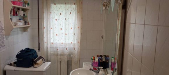 3 rooms Apartment in Rome, Italy No. 65202 24
