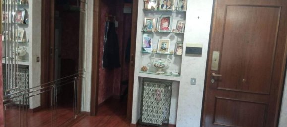 3 rooms Apartment in Rome, Italy No. 65202 10