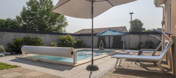 3 bedrooms House in Revel, France No. 285810 2