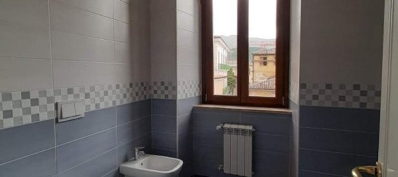 5غرفة شقة في L'Aquila, Italy رقم 159971 7