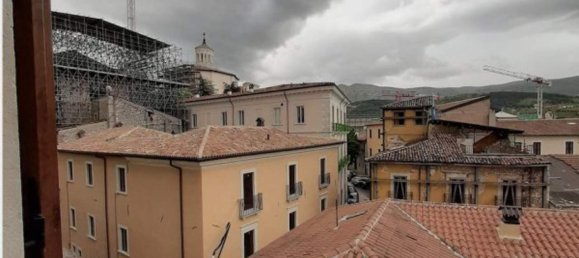 5غرفة شقة في L'Aquila, Italy رقم 159971 2