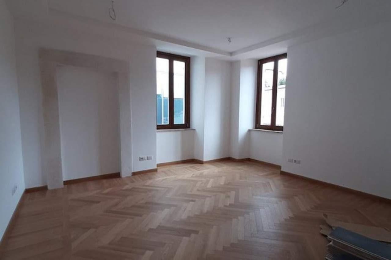 5غرفة شقة في L'Aquila, Italy رقم 159971