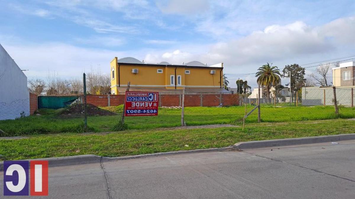  Land in Ituzaingo, Argentina No. 119556