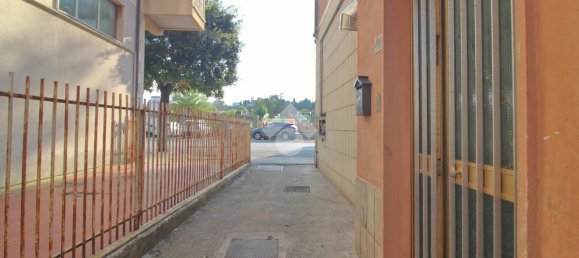 2 Schlafzimmer Wohnung in Giulianova, Italy, Nr. 320780 10