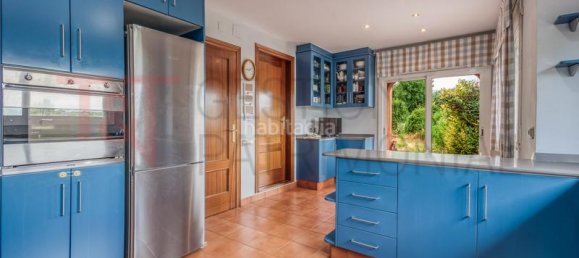 3 bedrooms House in Santa Eulalia De Roncana, Spain No. 169655 6