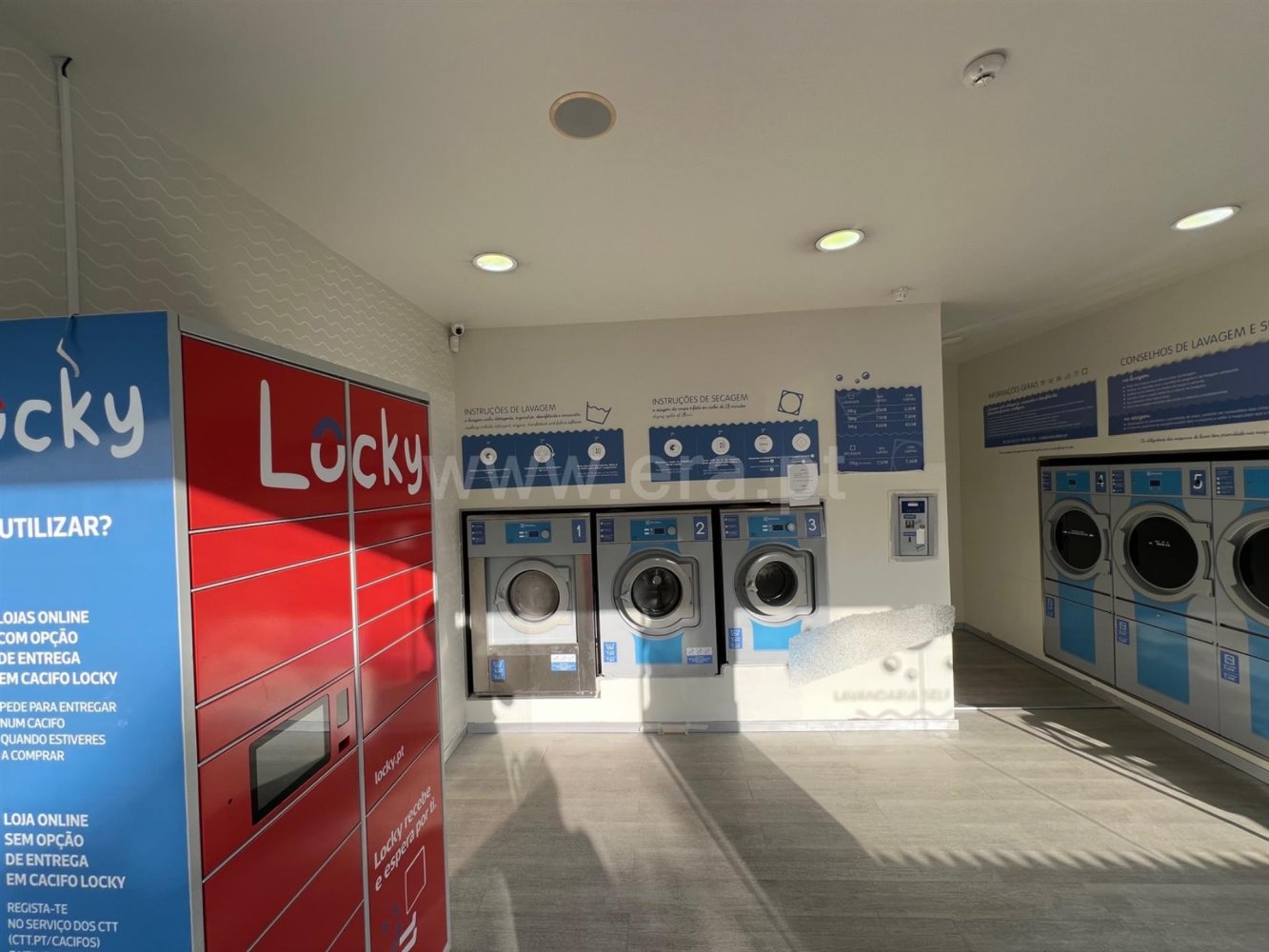 62m² Commercial property in Lisbon, Portugal No. 190706