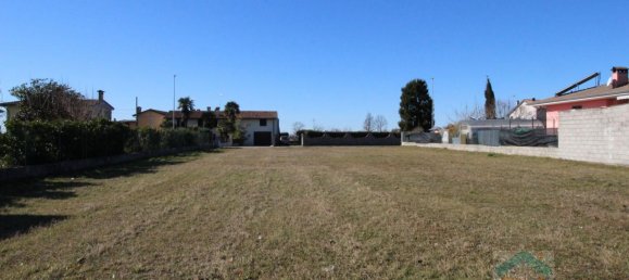 Terrain à Udine, Italy 1250m² No. 17659 17