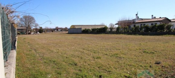 Terrain à Udine, Italy 1250m² No. 17659 3