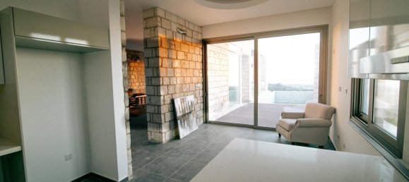 Villa de 4 dormitorios en Paphos, Cyprus No. 67610 17