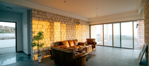 Villa de 4 dormitorios en Paphos, Cyprus No. 67610 20