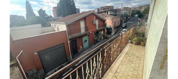 3 bedrooms Apartment in Catania, Italy No. 290209 6