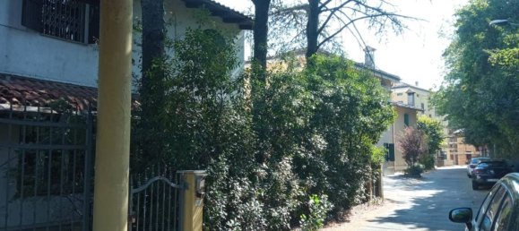 5-Zimmer Gebäude in Modena, Italy, Nr. 149520 2