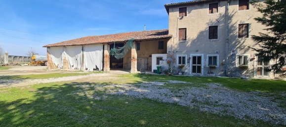28 rooms House in Nogarole Rocca, Italy No. 257181 5