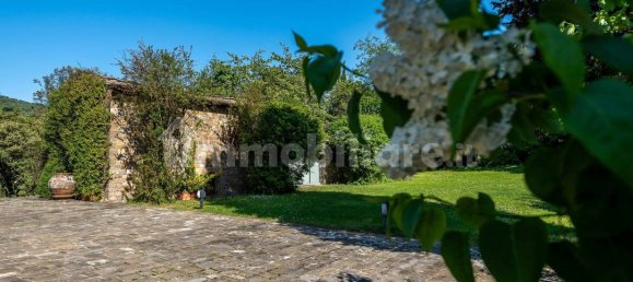 4 bedrooms House in Florence, Italy No. 238025 23