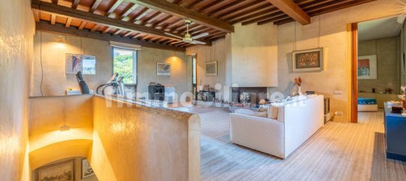 4 bedrooms House in Florence, Italy No. 238025 11