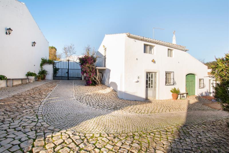 10 bedrooms Castles in Almancil, Portugal No. 275669