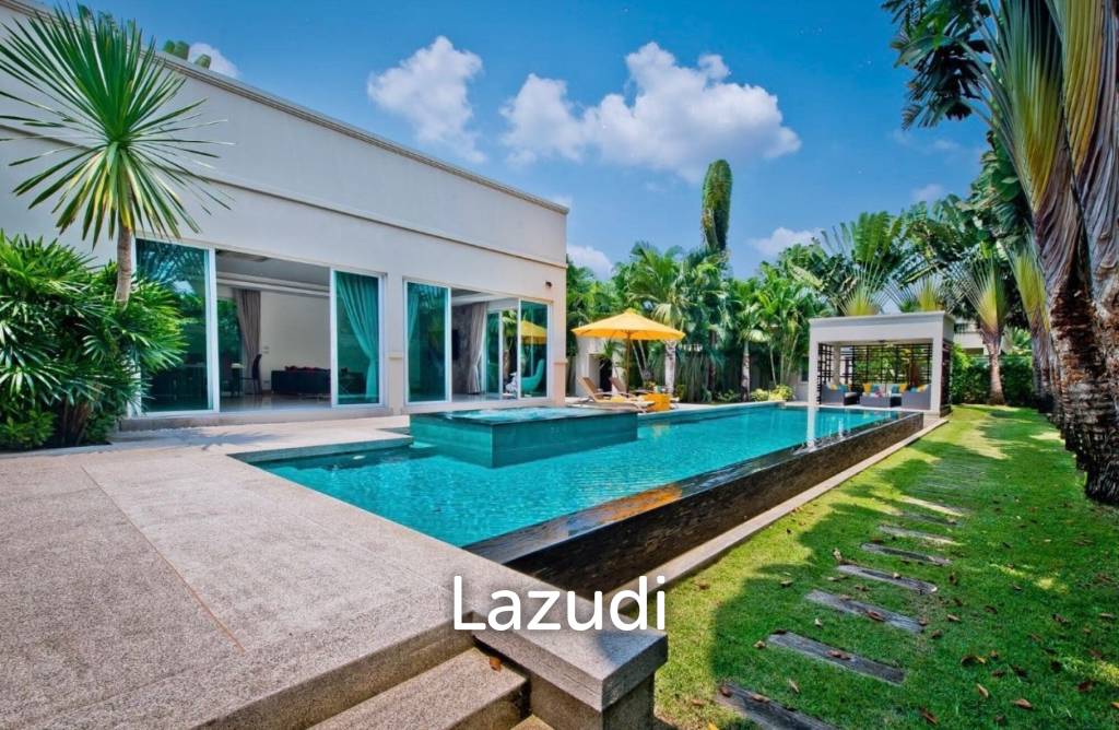 3 bedrooms Villa in Bang Lamung, Thailand No. 26656