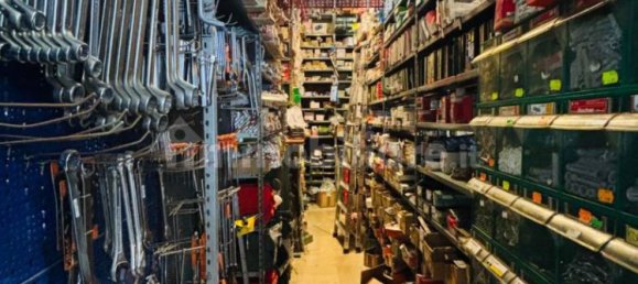 1-Zimmer Gewerbliche Immobilie in Rezzato, Italy, Nr. 302225 6