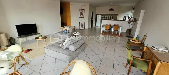 3 Schlafzimmer Wohnung in Roanne, France, Nr. 348236 5