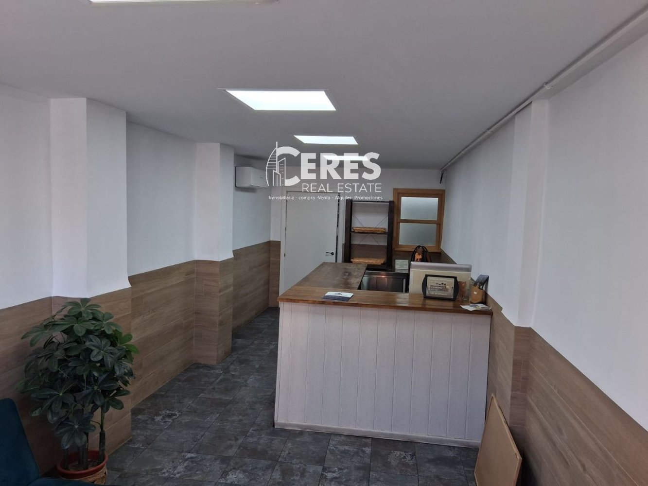 Коммерческая недвижимость 96м² в Касерес, Испания № 236854