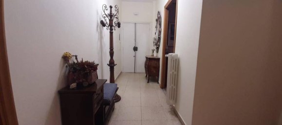 2 rooms Apartment in Rome, Italy No. 33109 9