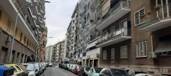 2 rooms Apartment in Rome, Italy No. 33109 21