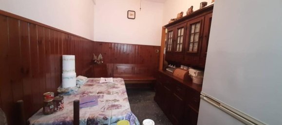 2 rooms Apartment in Rome, Italy No. 33109 3