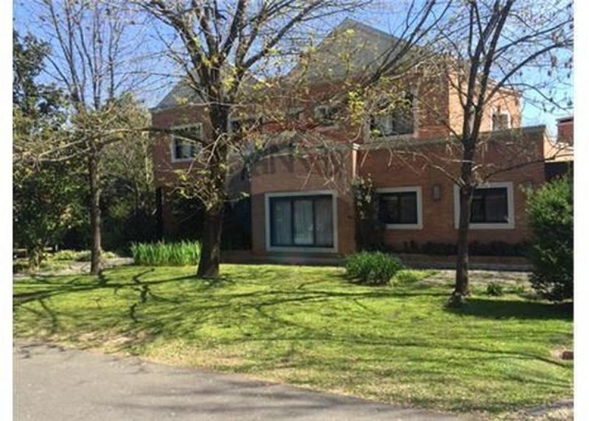 5 bedrooms House in Pilar, Argentina No. 61174