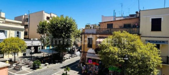 Квартира с 3 спальнями в Неттуно, Италия № 272658 17