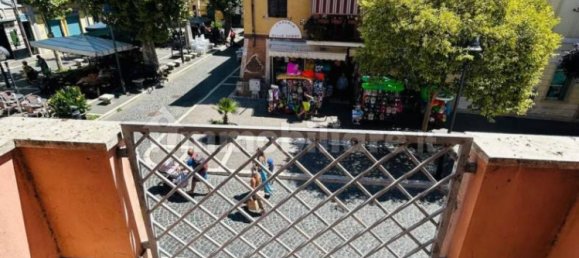 Квартира с 3 спальнями в Неттуно, Италия № 272658 40