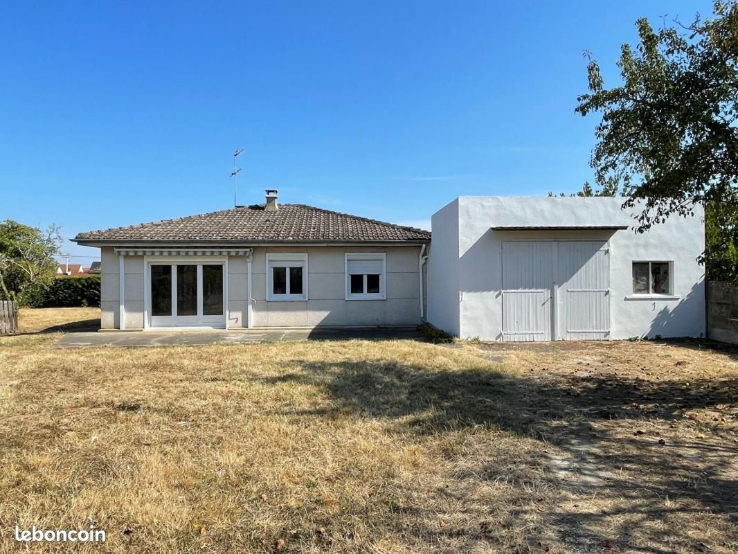 2 Schlafzimmer Haus in Gien, France, Nr. 97516