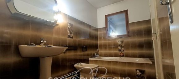 3 bedrooms House in Roques, France No. 290783 7