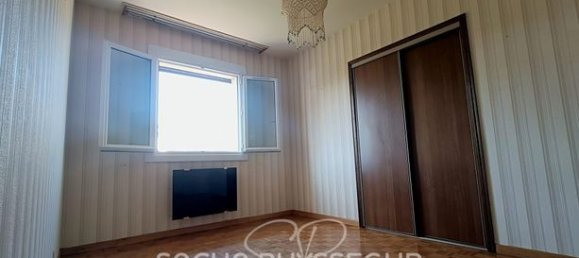 3 bedrooms House in Roques, France No. 290783 8