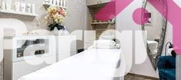 80m² Commercial property in Prato, Italy No. 119313 2