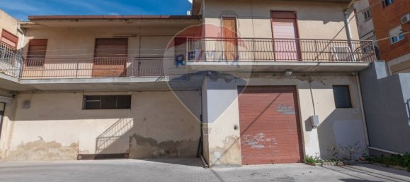 3 Schlafzimmer Wohnung in Caltagirone, Italy, Nr. 168411 41