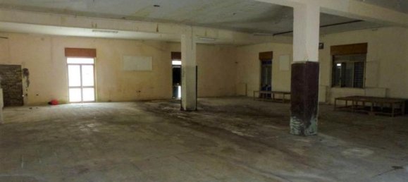 Almacén en Aprilia, Italy 419 m² No. 370761 3