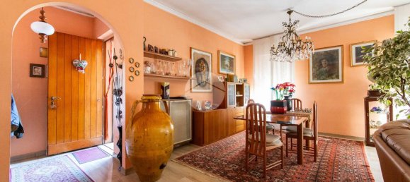 4 bedrooms Villa in Settimo Milanese, Italy No. 324776 2