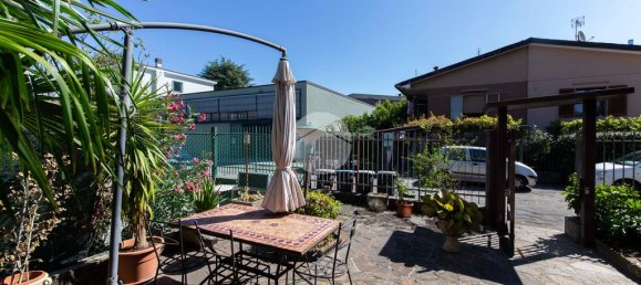 4 bedrooms Villa in Settimo Milanese, Italy No. 324776 25