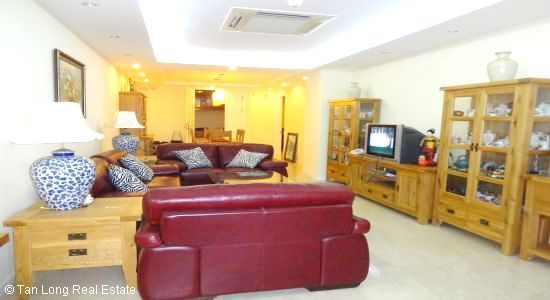 3 bedrooms Apartment in Tay Ho, Vietnam No. 6158