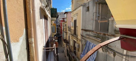 3 rooms Apartment in Barletta, Italy No. 22213 3
