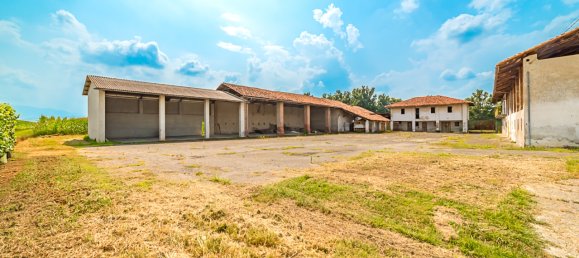 Дом с 9 комнатами в Карде, Италия № 175571 14