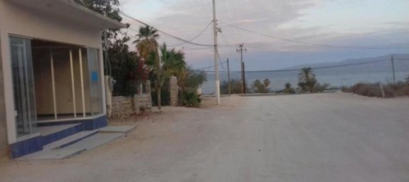 Casa de 3 dormitorios en La Paz, Mexico No. 57338 2