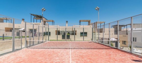 3 bedrooms Townhouse in Las Gabias, Spain No. 172883 10