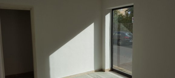 Gewerbliche Immobilie in Casteldaccia, Italy 47m², Nr. 255999 3