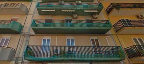 5-salle Appartement à Augusta, Italy No. 46038 3