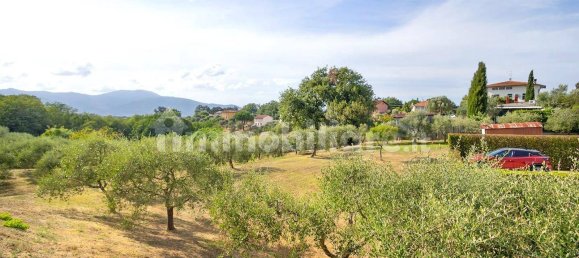 3 bedrooms House in Santa Maria a Monte, Italy No. 352490 7