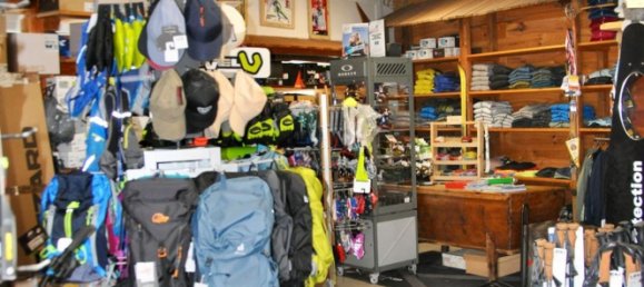 Gewerbliche Immobilie in Cesana Torinese, Italy 136m², Nr. 115606 16