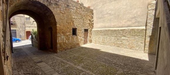 8 rooms Apartment in Calascibetta, Italy No. 46414 4