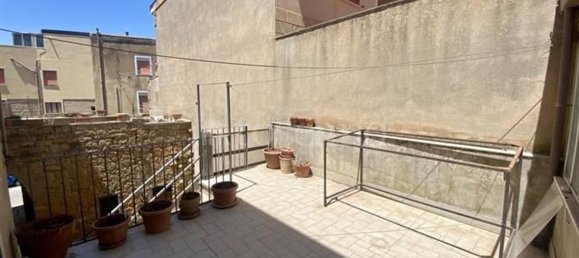 8 rooms Apartment in Calascibetta, Italy No. 46414 29